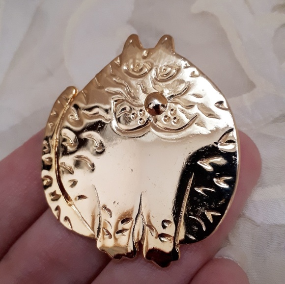 Fabulous gold tone chubby cat pin brooch - Picture 4 of 8